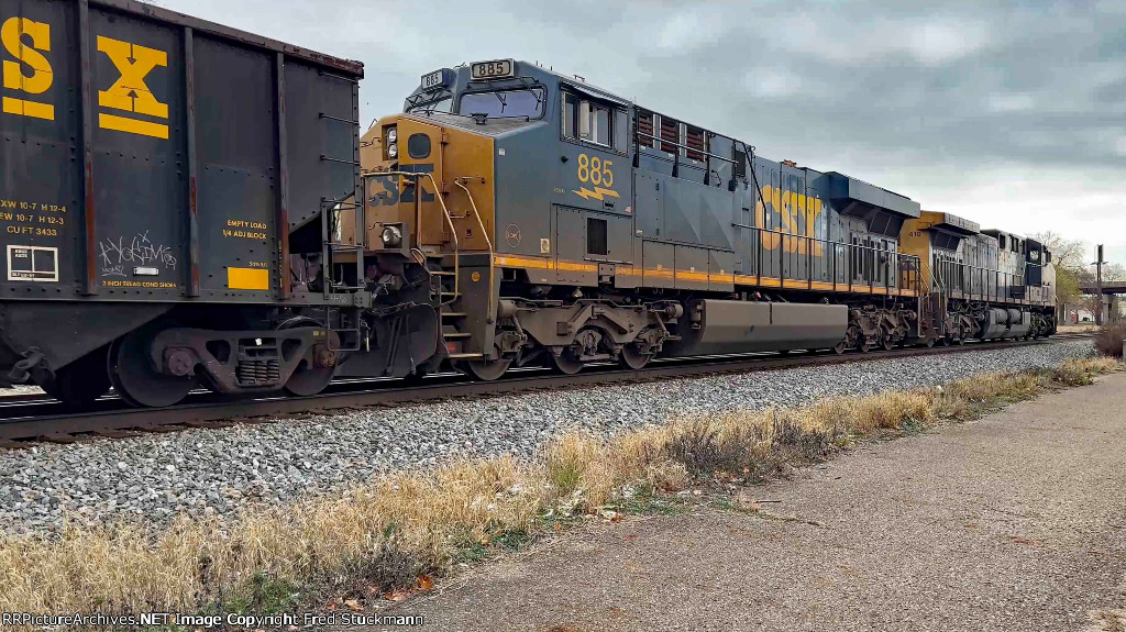 CSX 885